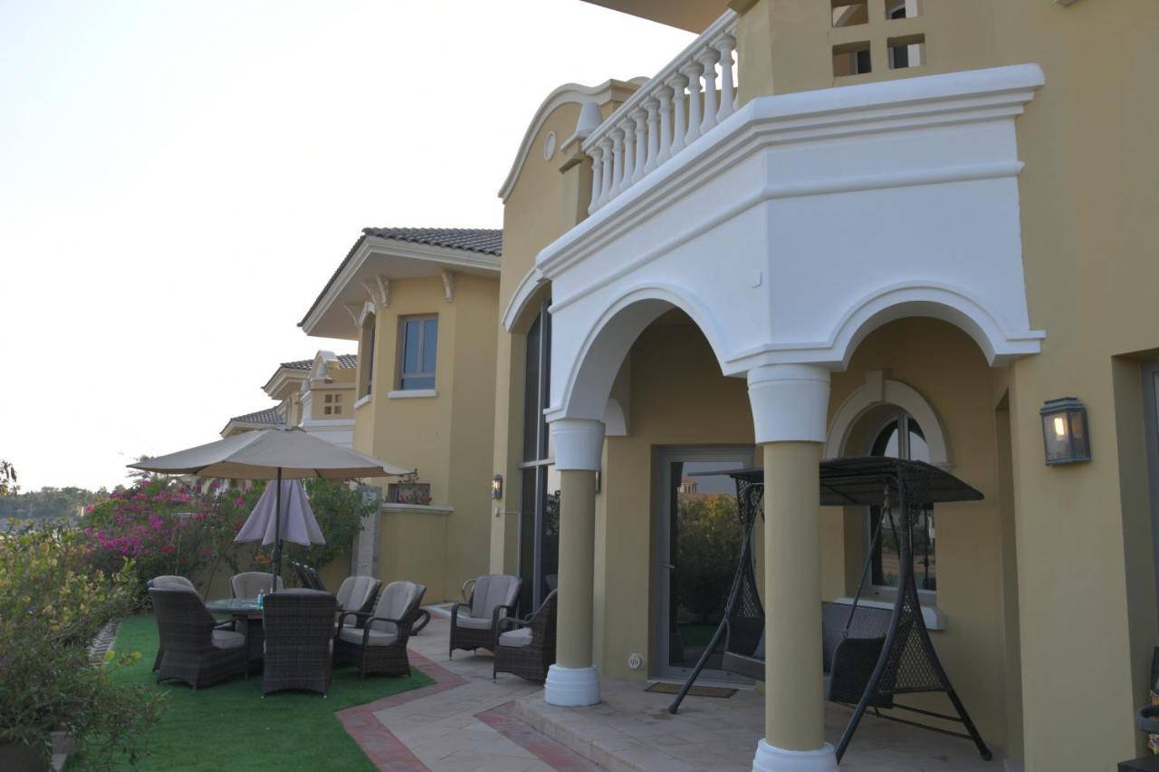Chic 4Br Villa With Assistant Room And Private Pool On Palm Jumeirah By Deluxe Holiday Homes Dubaj Zewnętrze zdjęcie